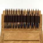 11,5cm. LYKKE UMBER prisukamų medinių virbalų rinkinys