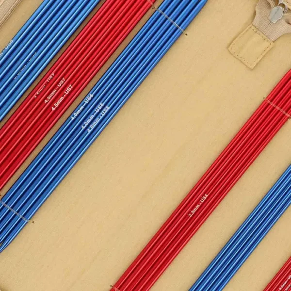 KnitPro dvigubų virbalų rinkinys kojinėms 20 cm