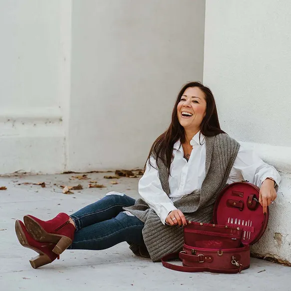 Della Q Hat Box Mezgėjos krepšys